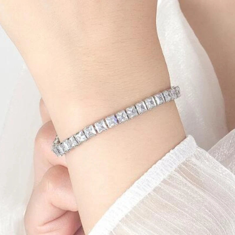 SAIYE Solid Moissanite Tennis Bracelet